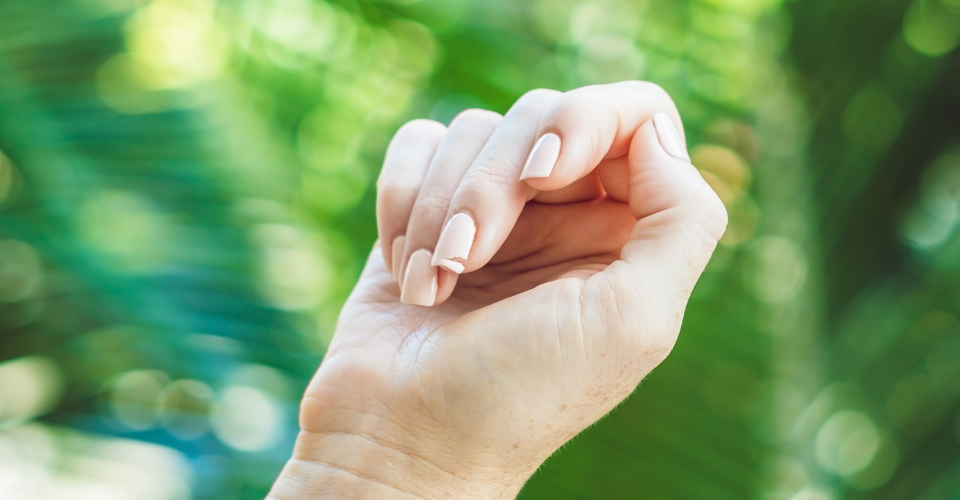 how your long nails can be broken