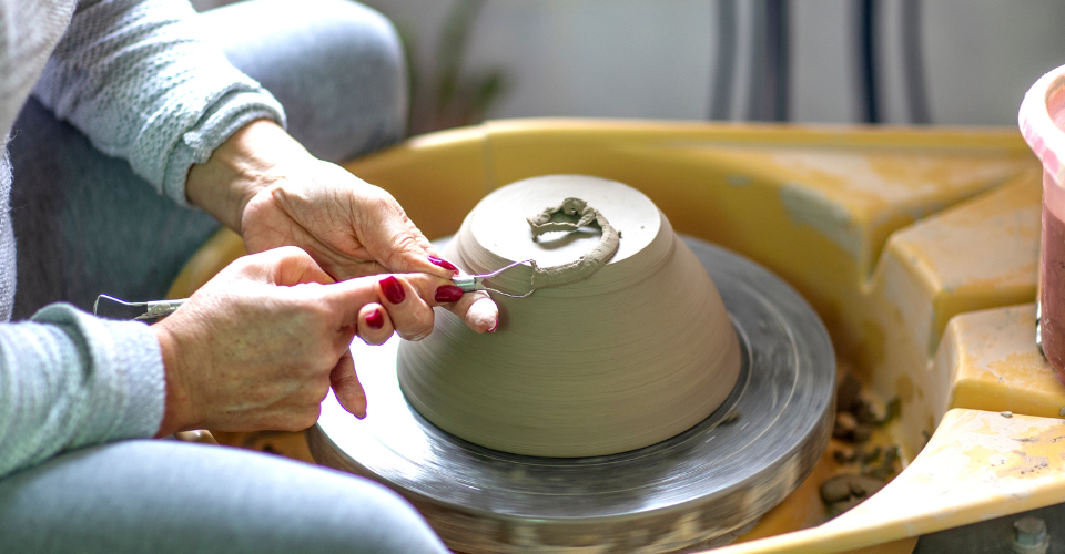 Can You do Pottery with Long Nails