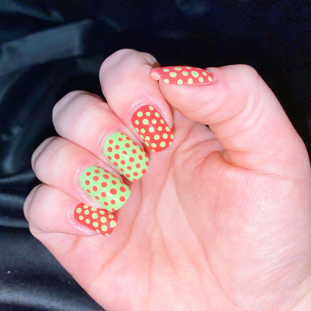 Polka Dot Nail Art