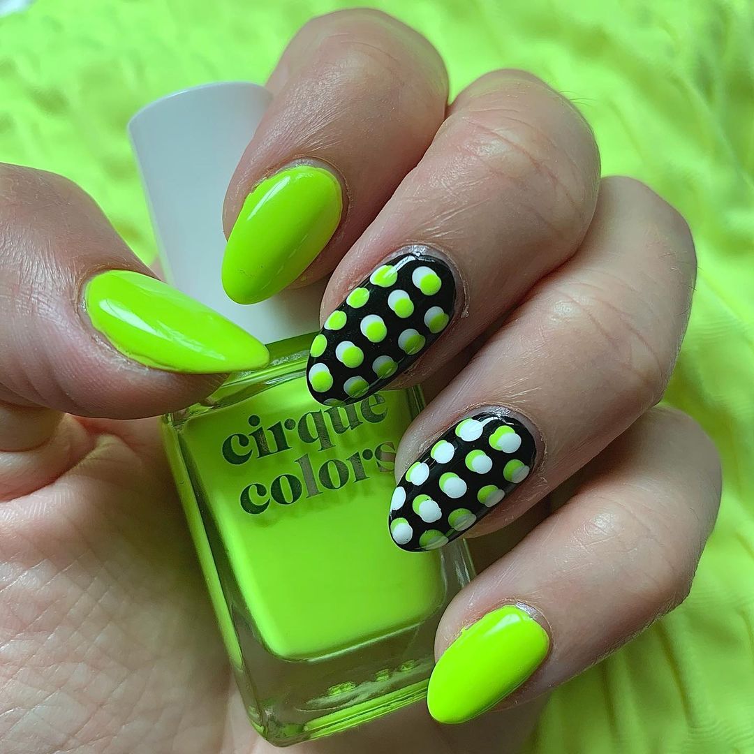 Polka Dot Nail Art