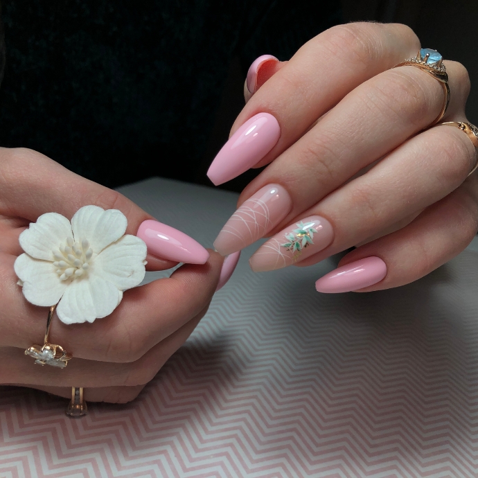 61 Beautiful Pink Nail Art Designs for 2024