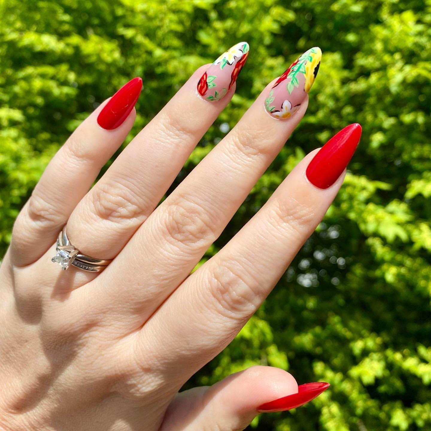 Red Nail Art