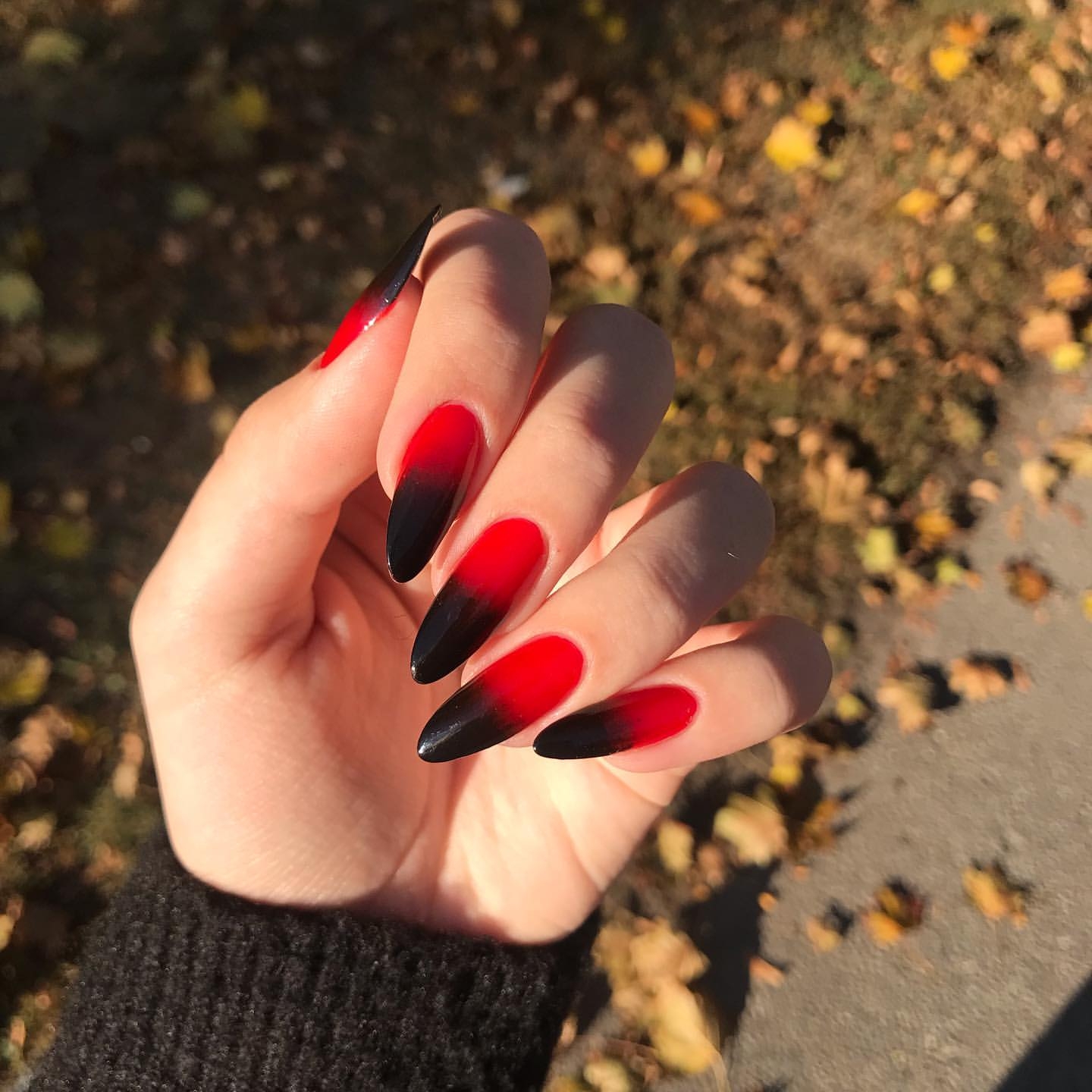 Red and Black Art Design on Nails. Stock Image - Image of glitter,  modeling: 49825021