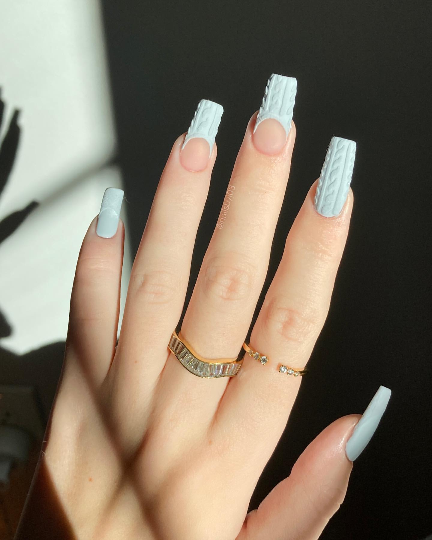 Sweater Nail Art