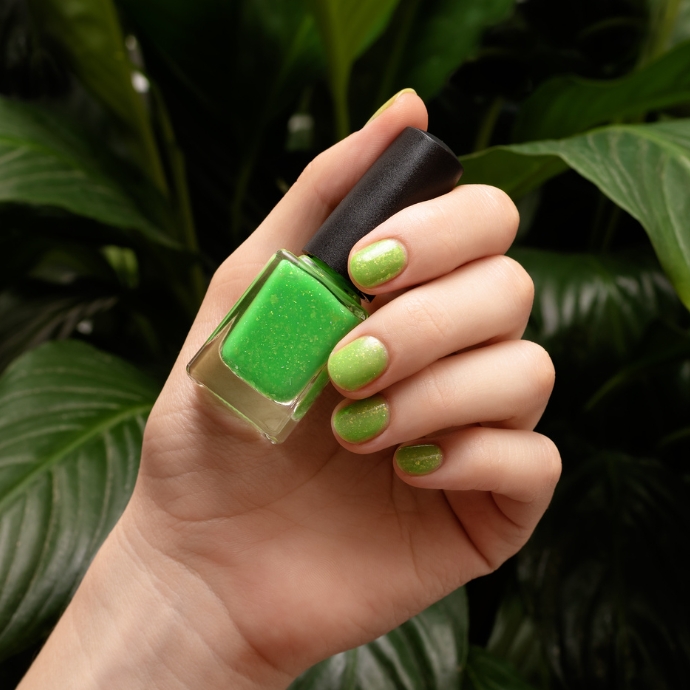 7 Best Green Nail Polishes of 2024 for Eco-Chic Enthusiasts