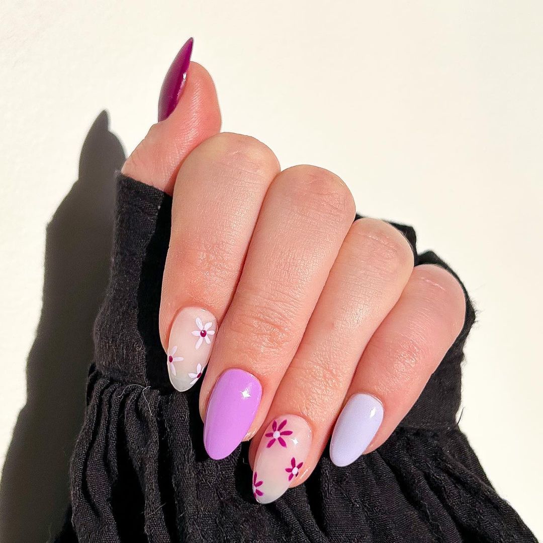 Flower Nail Art