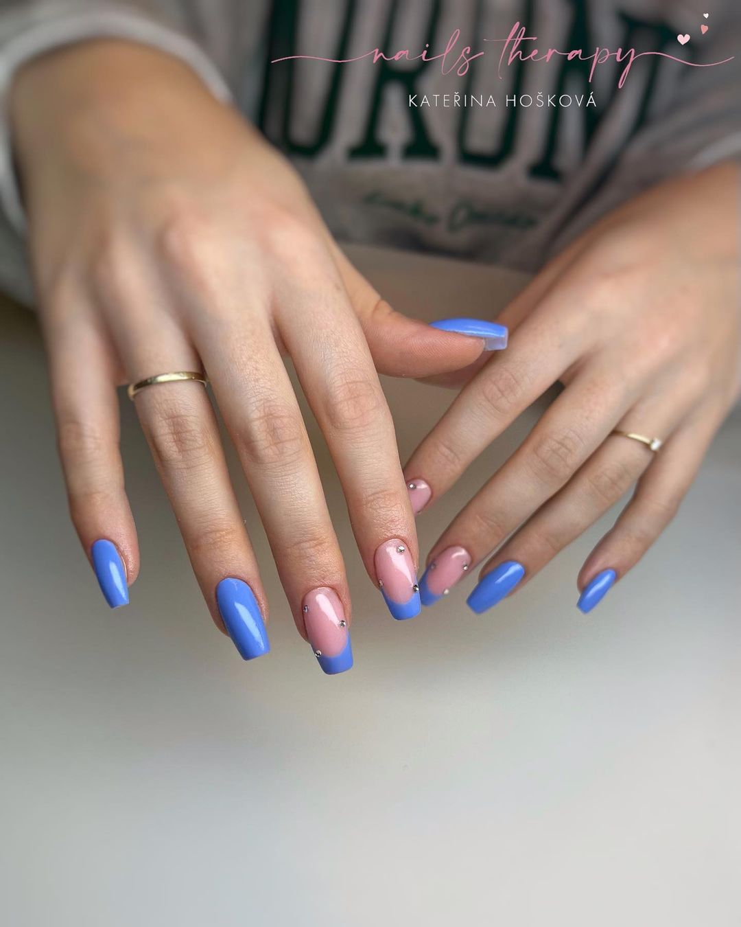 blue nail art