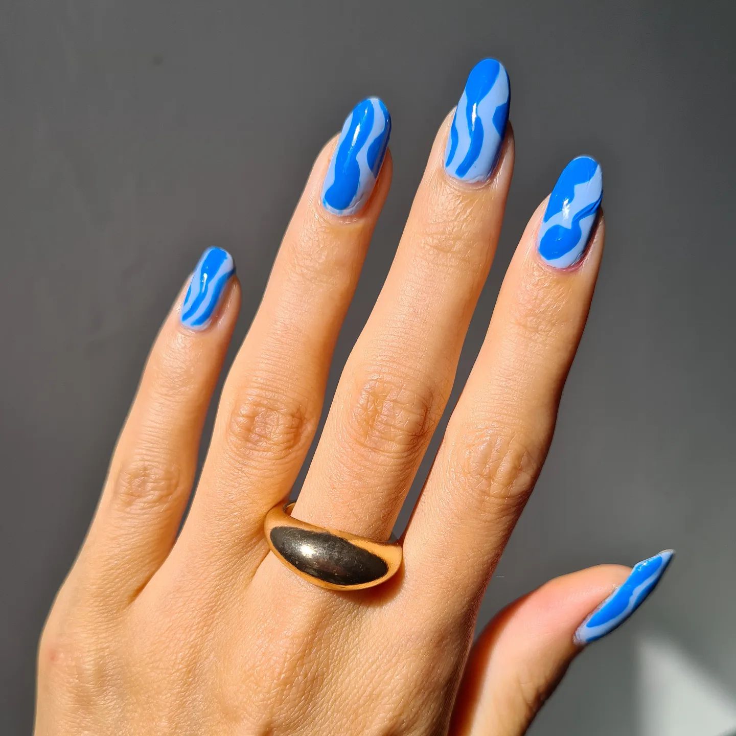 blue nail art