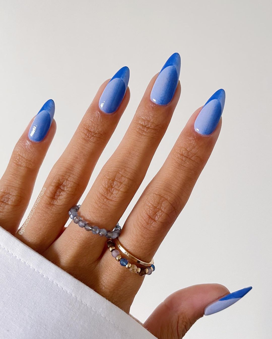 blue nail art